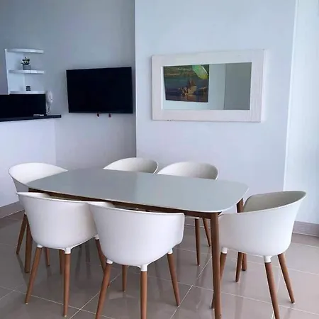 Apartamento Hermoso Apartamento Con Salida Al Mar *
